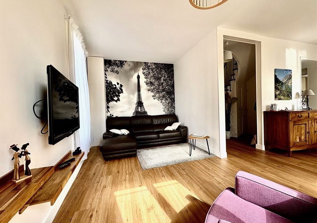 1024_7kjs_GAGsywRlf9-kQF1tpltP9Kgdm0gwSnMhCul7fU