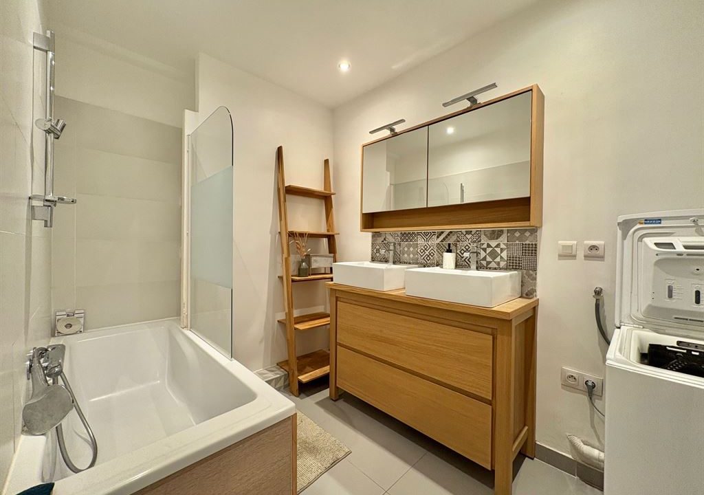 1024_nUzj6P8kFCy_5QjeBaDxQvJ-i0lwEJpUxcTKXIQ8BKs