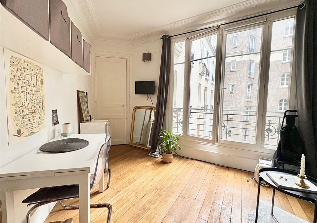 1024_okcQPRW-MoXI-4Vg3_L409O2eShcaM9jdLpS99BqUAI