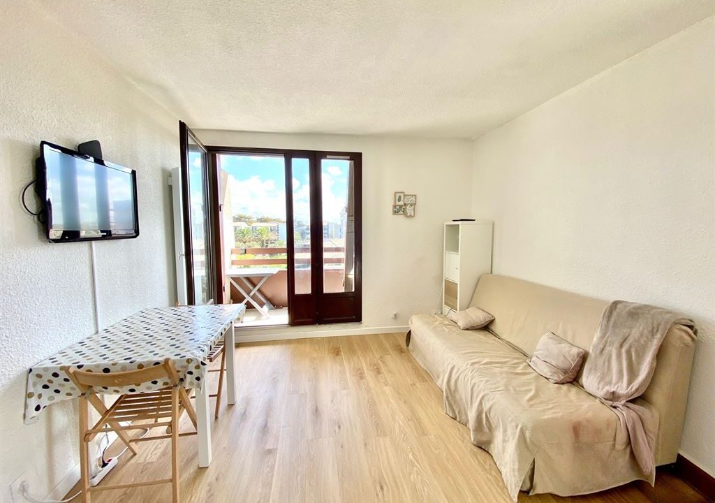 1024_tFdhDo8rjCeC3ekBByyWotTBQx1dkWAzekvMZrSn_6s