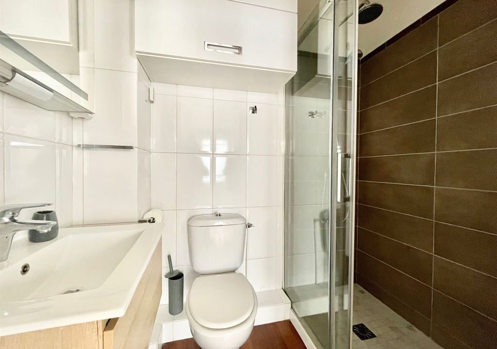 1024_Bh-dqjxxp7hChgezgb6RRoXpdrqekcovYj8D835iGmU