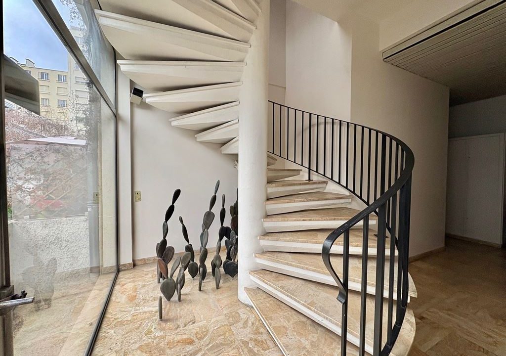 1024_3nzLl0CKNBy98IgigyavT-2TNPwMm8cOXmw5AF9jK50