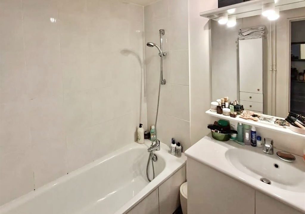 1024_7zGswwVHrUzyYTmKt0EScWsFmvP7FeZqRXclhyoIsts