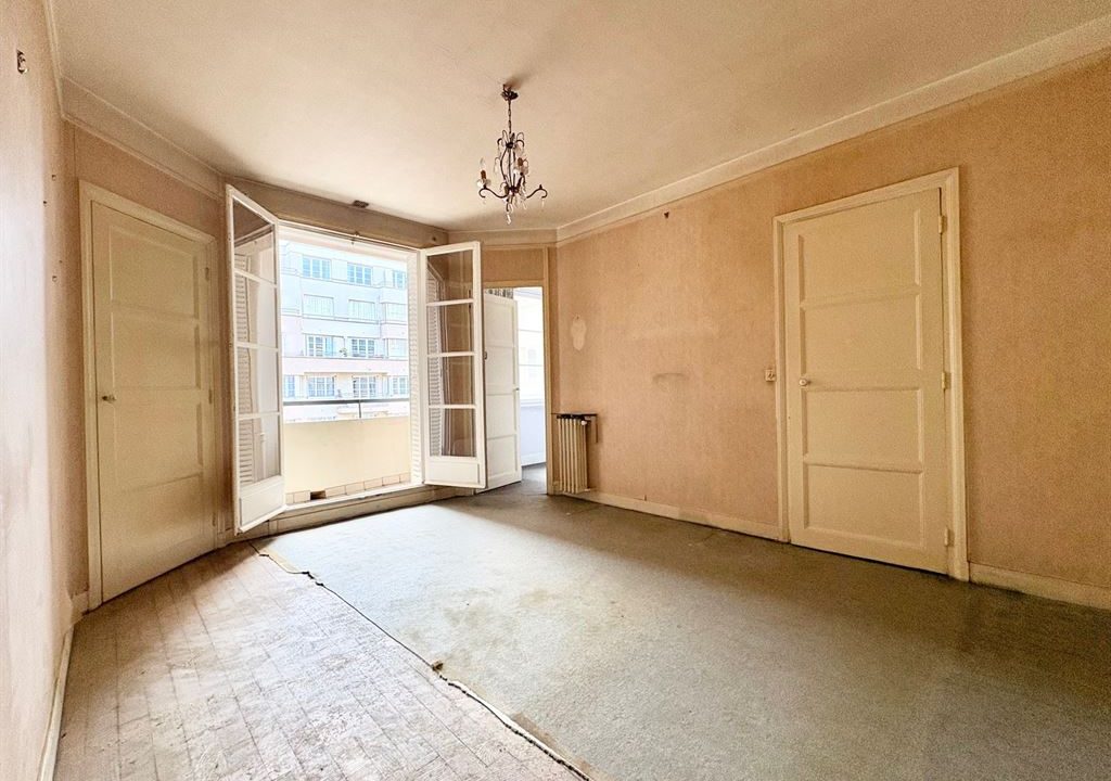 1024_8p_IdAGBbVVkAbVAGsKC8kQQhK3cAjOC_yZ6YdBVdc0