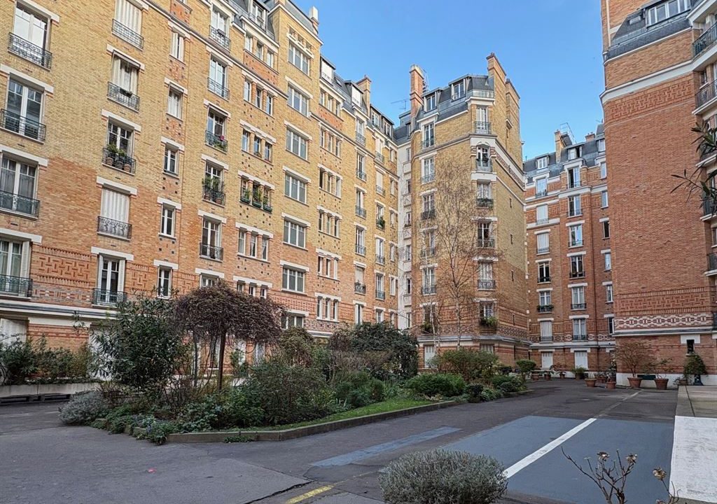 1024_zWKQgbW1K75058WsuD9bFaxgfrGPPC8dmyND5mb3rlQ