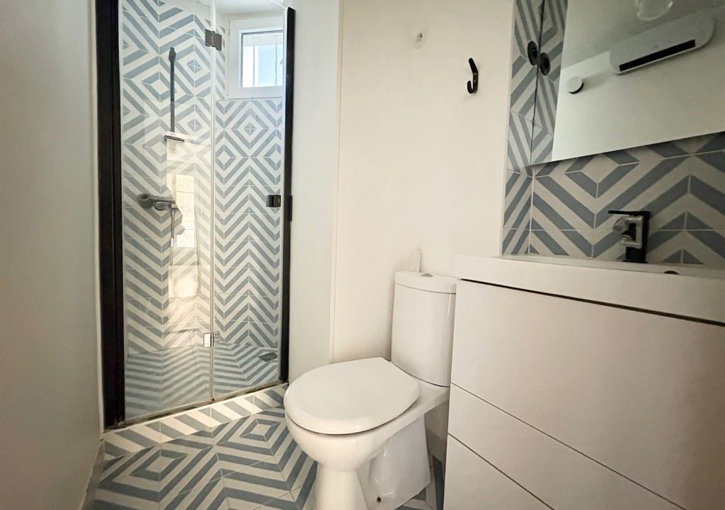 1024_jbtkYBJWriuKfWq2O97_lOxdPAUU_EMfuc_SYQUA8bc