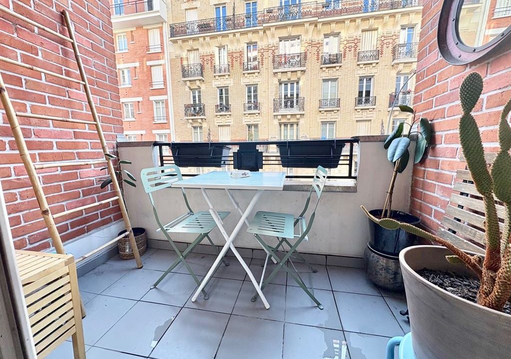 1024_-BYZR-frA1xT7Z4X6OSYjSGsX_7mxCvhIO9V9guxHKE