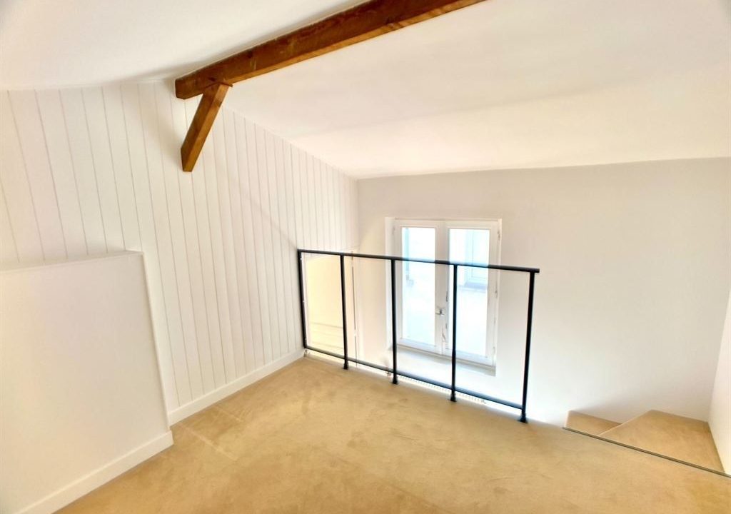 1024_K_flWtPJPE-51m03LaAa5oItJ0qvOsGcOzH2ocxFbcM