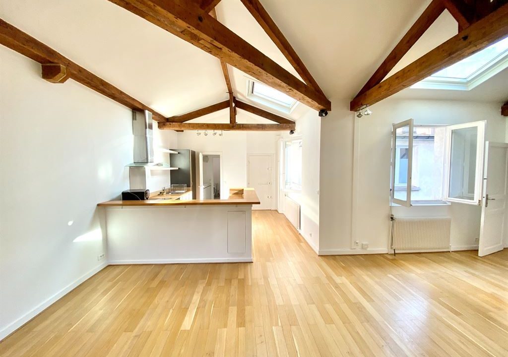 1024_QCoqcwUVX1TJ8Hwq6ws5kST8za01GIe9Z922TU88Dmo