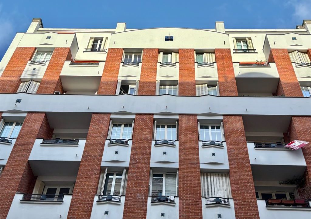 1024_kOVQHvv_ZNrRj6gajM6CQT00ewd1_Df9RbvsDetsriY