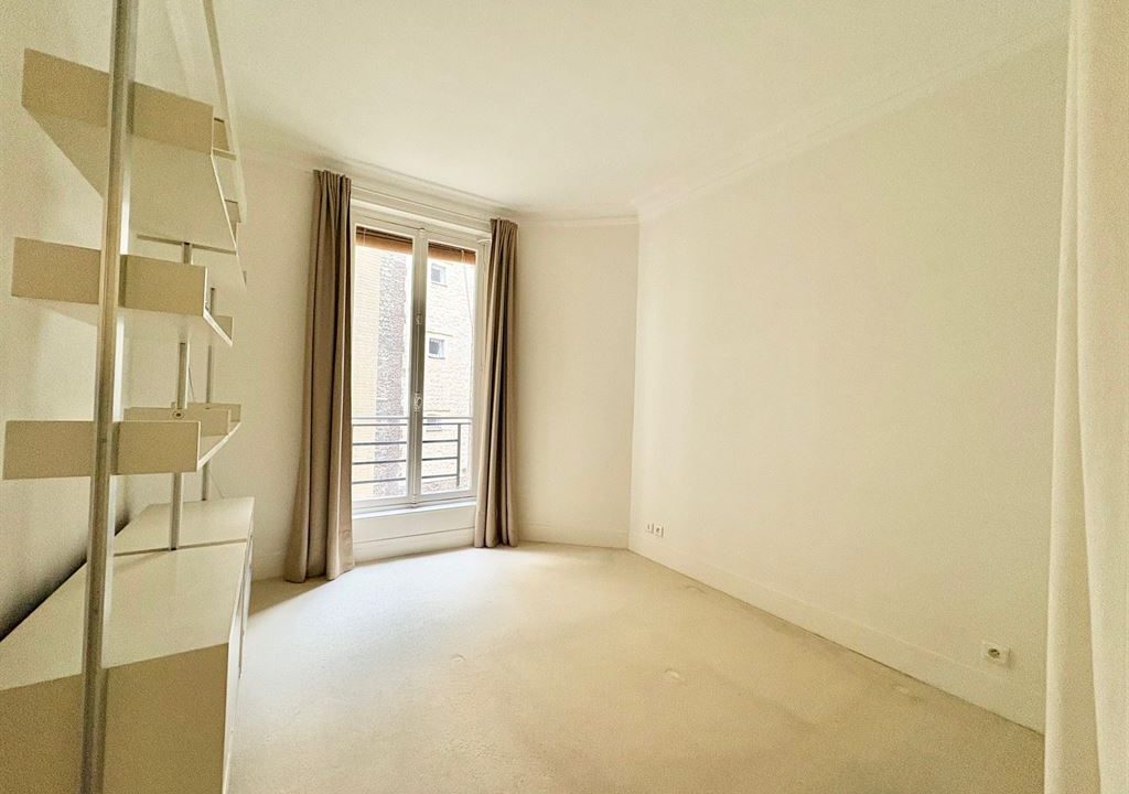 1024_eae-RvficZrATNWyTAyodCzoQkhrCBdz_xBKuv3gmuo