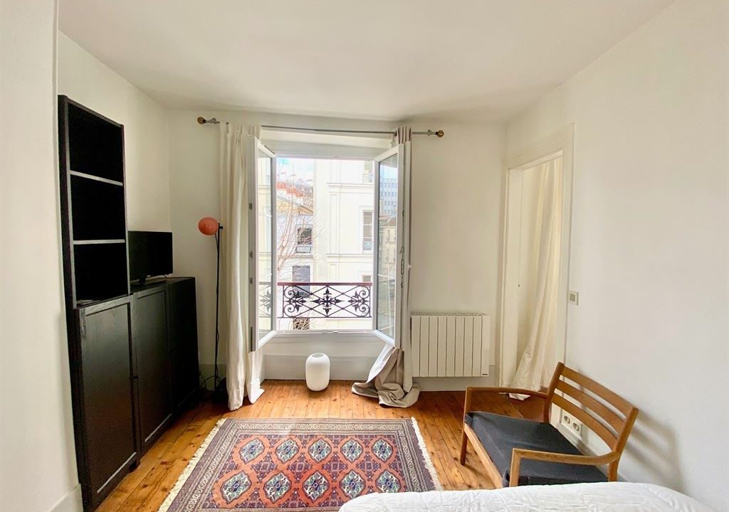 1024_-CcGdJ43wVvU6mmJCICNI7KwFHYQLSbOUx0zLl3FGXY