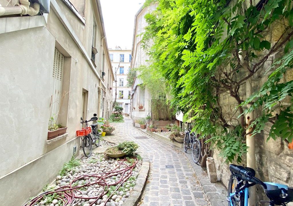 1024_LovaA_WqrKu0BZdsbhWnFBt4tmuoaQcq35jolhwHgZE