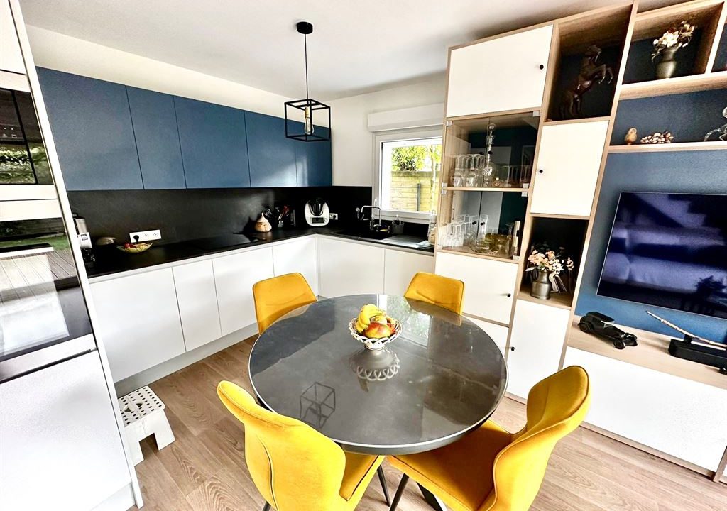 1024_VnTUxN9VLtKy7lngbnBurhUaqglPnVeX3zMq_JpfBzw