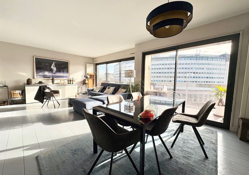 1024_ZfVBiY_AQXEpUsZscxxKhYrSAcZRYyCFxIVE5RVTXOI