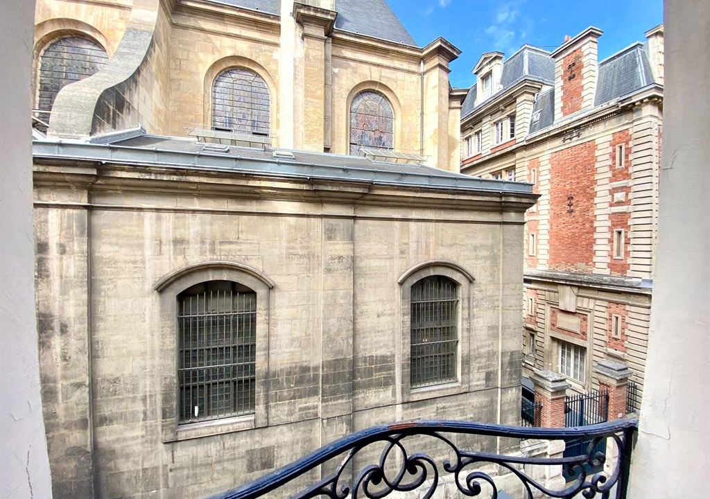 1024_boekBH4FAl44YSjfk5PTxaIz-t3QO8-MjydJHcLKyX8