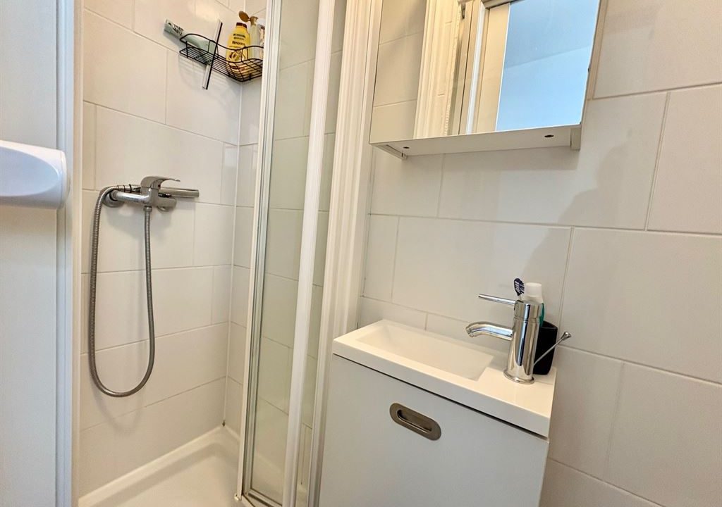 1024_l0v17IbE2rjbIwAzFnLmC44hNUHMkdic2if964B6v80