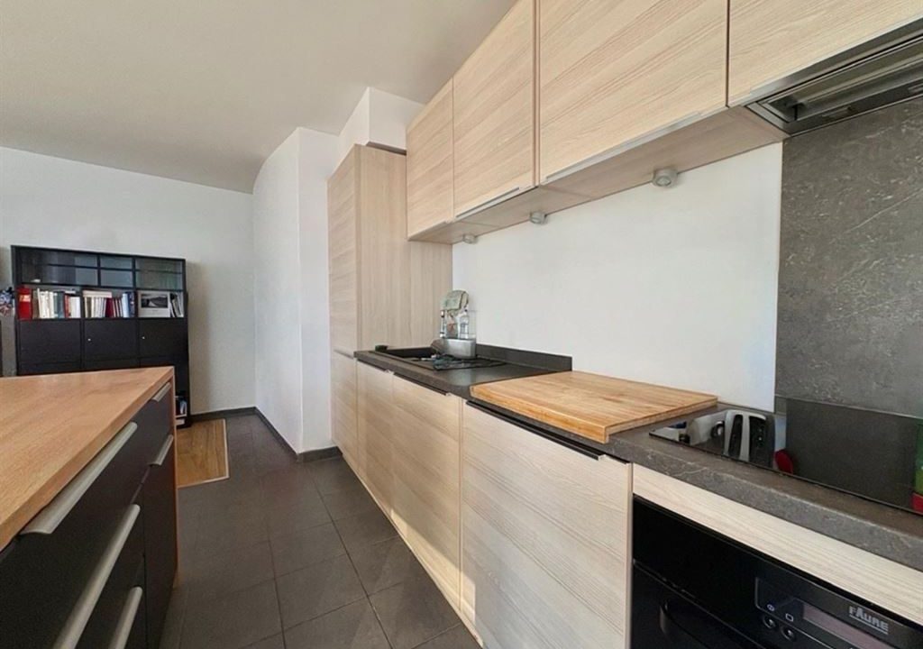 1024_lT1CEPTTGqk3tG_OQYCp-5Yk7KZTAV6bpN0qMZgUysc