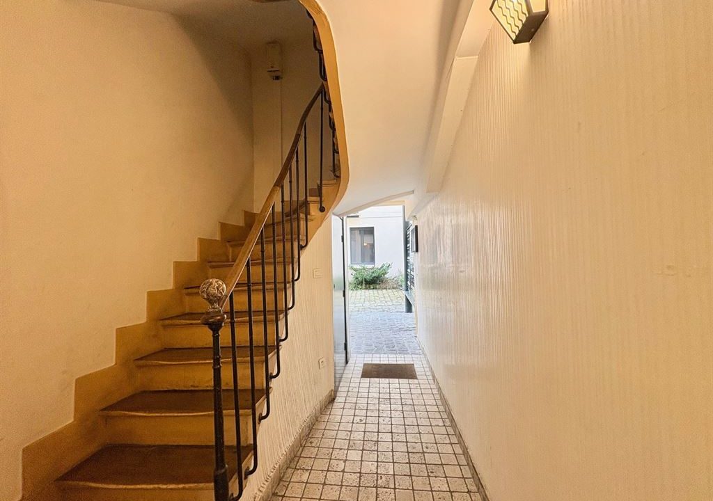 1024_n_-elKdSiepV9deLfcYReG_Yre9VmCU4N0EjbBmunFE