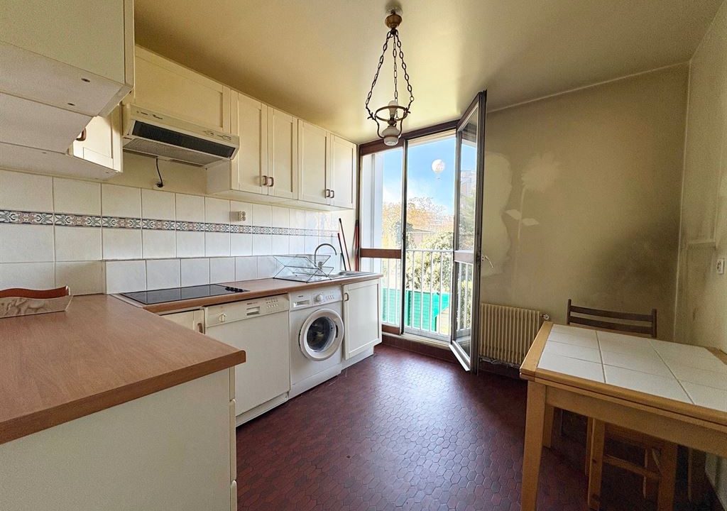 1024_u_joWGH5AkIE17EEv6AMV_BDWKD4-owQRQVog_E-YeY