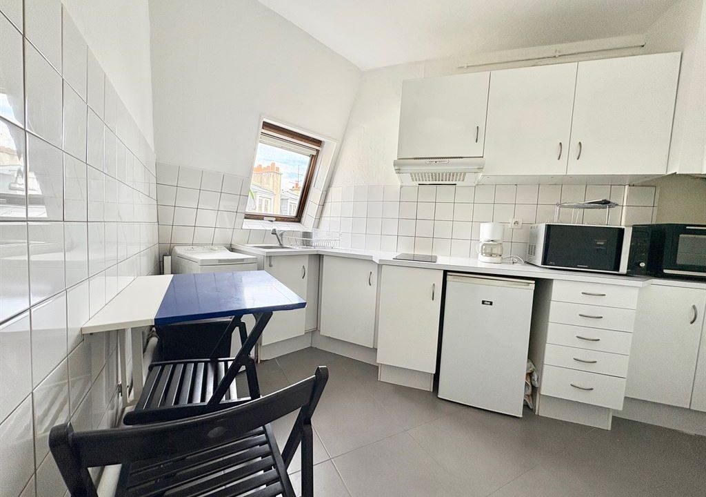 1024_FYTkUGx5LQqw0aWAROL2nWZqS_e7jLRKAIk4N7EQxtY