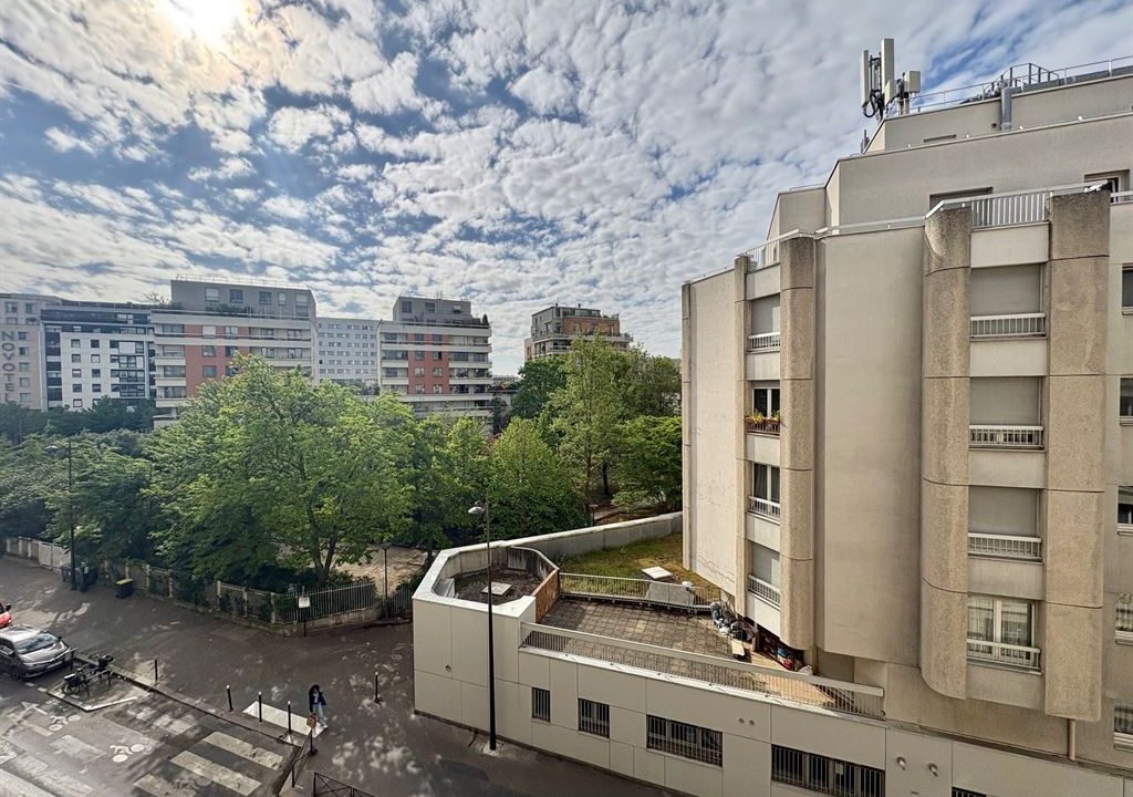 1024__QhnWdu1TN2xj7XLvwsKjkGuz7EM5yFf1vrM9-615DU